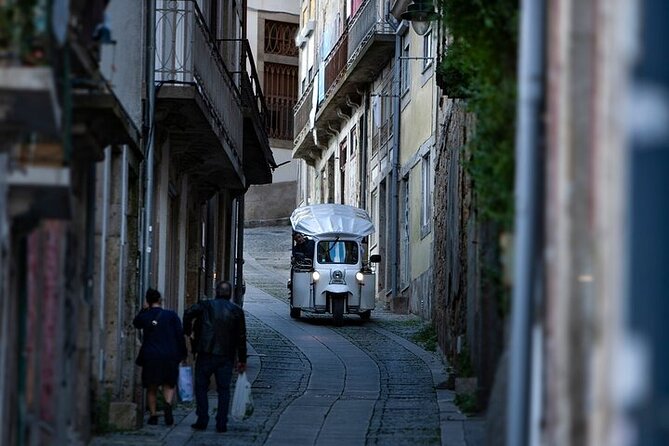 2 Hour Discover Gaia on a Private Eco-Friendly Tuk Tuk Tour - Douro Marina: a calm nautical pause for your senses