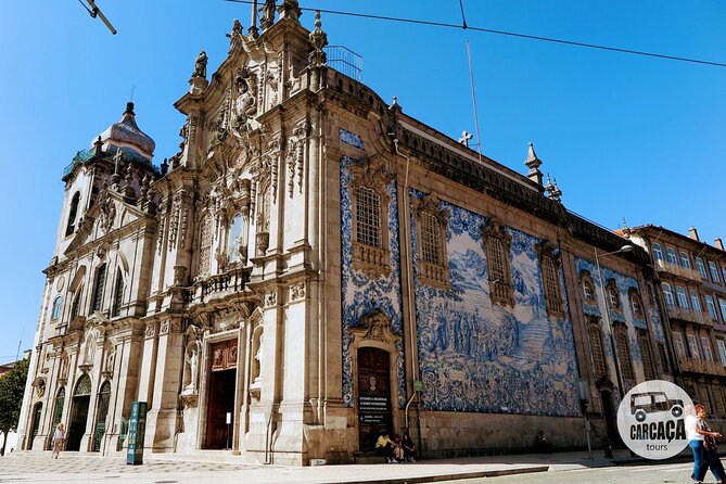 4-hour sightseeing tour in Porto - Clérigos Tower and the Church: Late-Baroque Porto Postcard