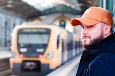 Adriana | Porto Photographer - Where you’ll start: inside São Bento Station