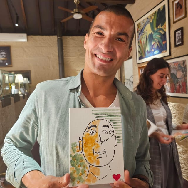 AMARANTE: Painting & Wine Tasting - make your onw art piece - Should you book AMARANTE: Painting & Wine Tasting with Inês Souza Cardoso?