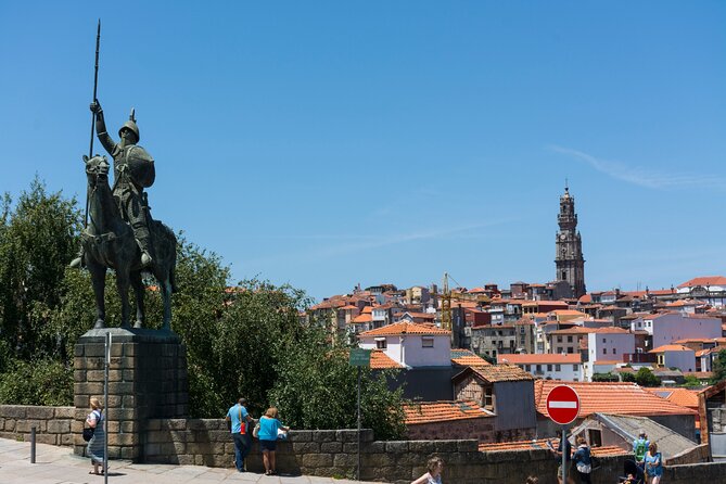 Amazing Secrets of Porto: Self-Guided Puzzle Adventure - The big cultural stop: Ageas Porto Coliseum and the city center sweep