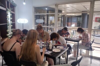 Azulejos Tile Painting Workshop in Porto - What you’ll learn: Azulejos patterns, technique, and meaning