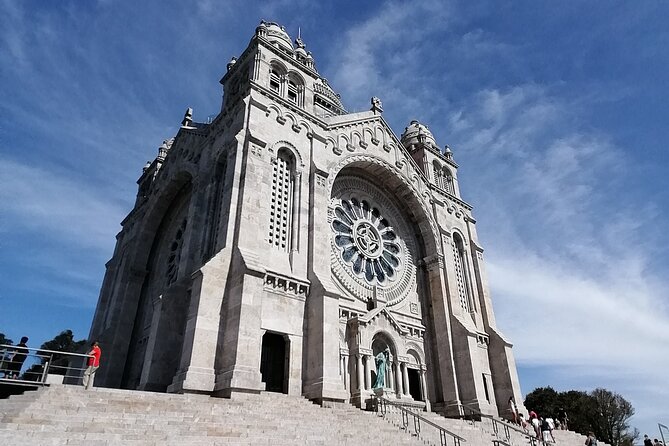 Barcelos, Ponte de Lima & Viana Private Tour (All Inclusive) - Museu do Traje: Costume History You Can See Fast