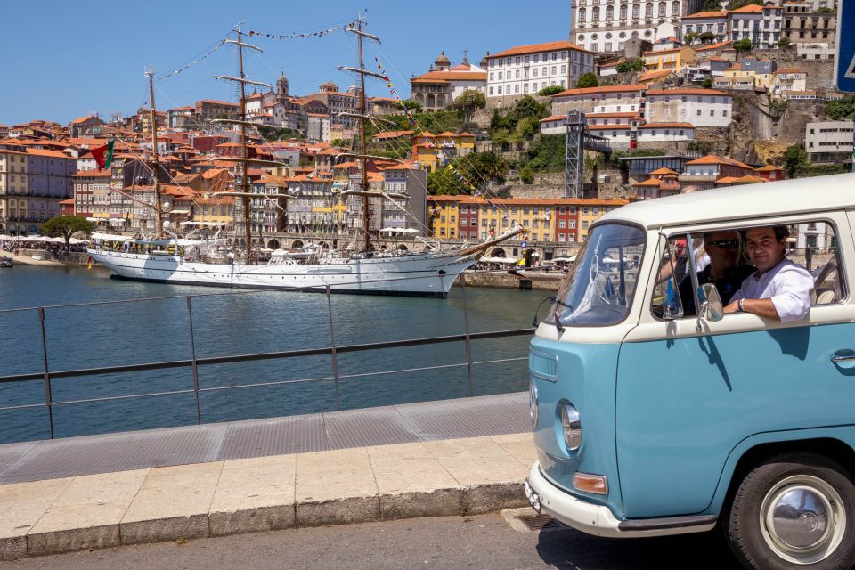 Best views to Porto from Gaia. VW Kombi tour with cocktail - Afurada and the port wine area: river views with character