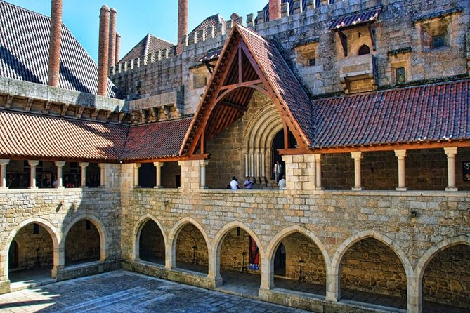 Braga and Guimaraes - All Inclusive from Porto - Bom Jesus do Monte Sanctuary: Views, Meaning, and Weather-Proof Planning