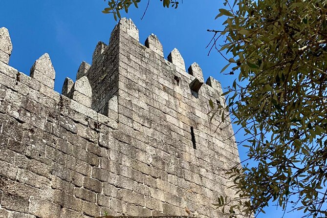 Braga/Guimarães: 1 Day with Lunch + farm and wine tasting - Why Braga and Guimarães make sense together in one day