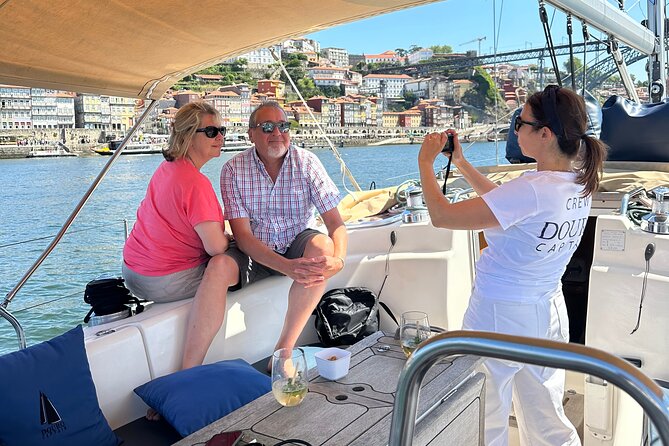 Charm cruise in Porto with wine tasting - Luis I Bridge to Ribeira do Porto: The Classic Views, One Glide Away