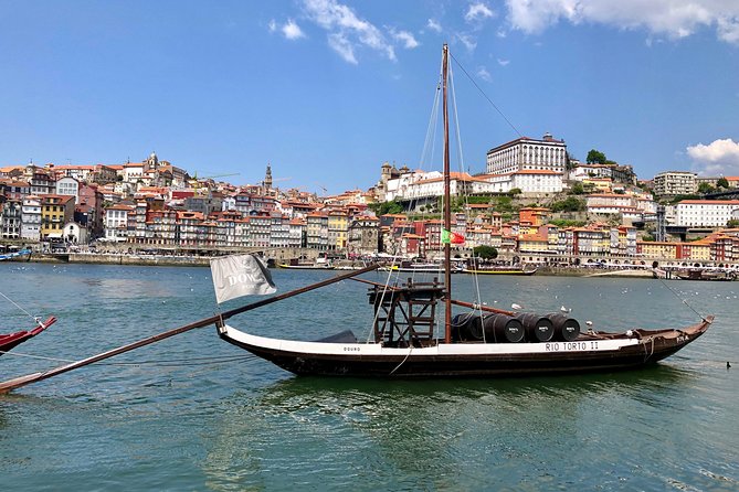 City Walking Tour & Port Wine Cellar - Guide style makes or breaks the day: Nuno, David, and João energy