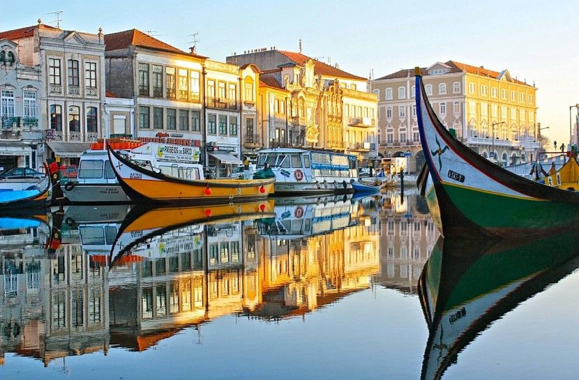 Combo: Porto City Half-Day Tour & Aveiro Half-Day Tour - Porto’s Tile Stories: From São Bento to the Cathedral