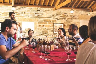 Complete Douro Valley Wine Tour with Lunch, Wine Tastings and River Cruise - Pickup and the 10-hour rhythm: what to expect on the day