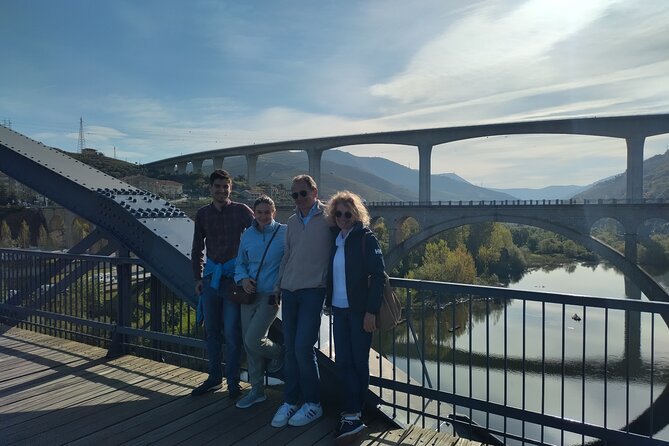 Complete Private Douro Valley Wine Tour - A full private Douro Valley day from Porto that stays comfortable