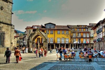 Cultural Route - Braga & Guimarães - from Porto - Guimarães: Castle views, medieval streets, and the Torre de Menagem