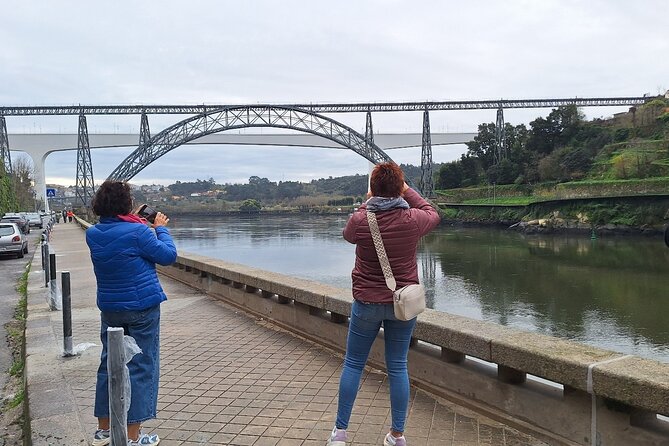 Customizable Full Day Porto Tour: Choose Your Perfect Experience - Church of Gold and Palácio da Bolsa: Porto’s Big Performance Spaces