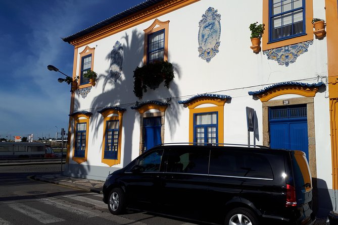 DayTrip Porto to Lisboa (optional visit to Aveiro_Coimbra_Fátima) Since 400eur - Drivers and Guides: The Human Part That Makes It Easy