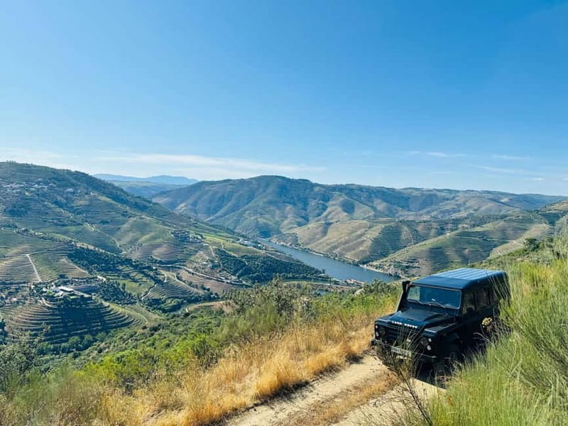 Douro offroad experience: visit to a winery and a picnic - Stop by Stop: What Happens in the Douro (and Why It Works)