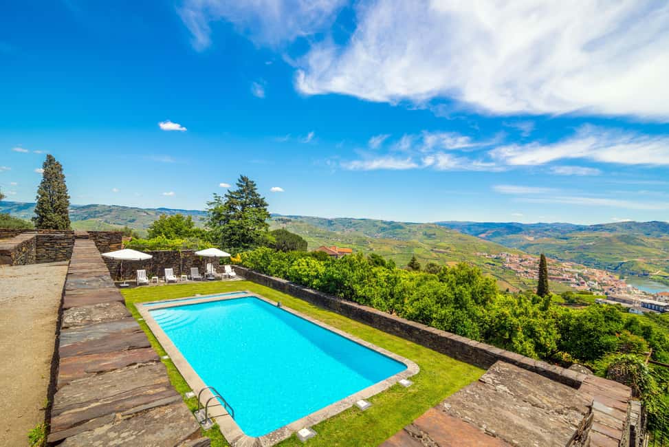 Douro: Quinta de Santa Júlia Lunch, Tour, & Wine Tasting - Who This Tour Fits Best