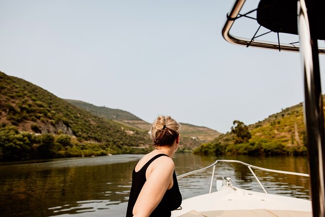 Douro River Cruise - Private River Cruise - Pinhão 1 Hour - What a Private One-Hour Douro Cruise Feels Like