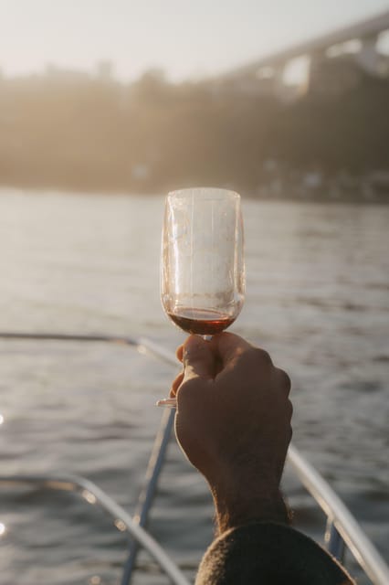 Douro River Cruise with Cheese & Tonic Porto in a Sailboat - Ribeira, Porto: Ending in the Most Atmosphere-Rich Zone
