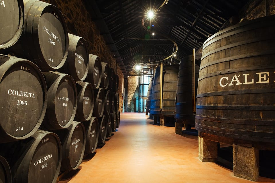 Douro River Cruise with Port Tasting and Lunch - Lunch or dinner with the Luis I Bridge view