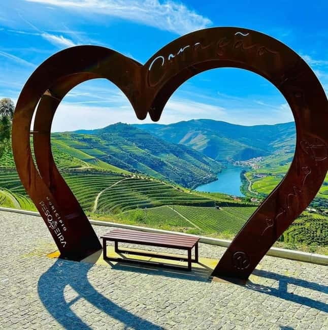 DOURO VALLEY: Premium Wine Tour, Winery Lunch & Private Boat - How the Porto-to-Douro day really flows (and why that matters)