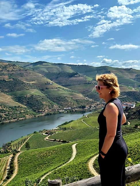 DOURO VALLEY: Premium Wine Tour, Winery Lunch & Private Boat - Lunch on a family farm: open-fire cooking and local pairings