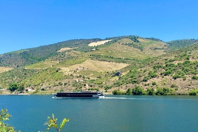 Douro Valley Private Tour: 2 Farms, Lunch & Boat Trip - Stop 1 to 3: Porto departure, the Douro River boat ride, and a viewpoint that sets the mood