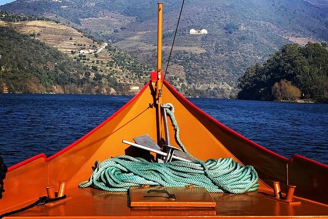Douro Valley Private Wine and Food Tour From Porto - Stop 2: D’Origem for a second tasting chapter