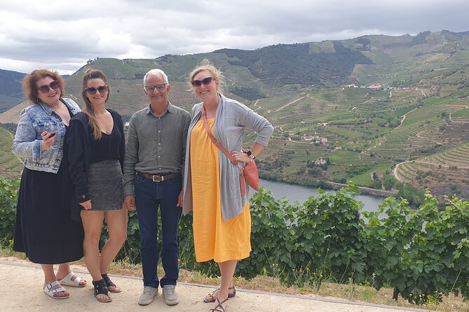 Douro Valley Tour Wine and breathtaking views - Sabrosa and Casa Dos Barros lunch: the 1733 palace break