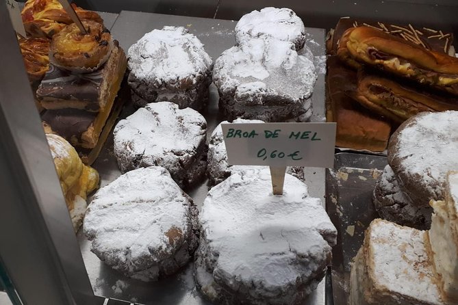 Eat & Tell Porto's Tale: The historical tour that goes through your stomach! - A Porto food-and-history route that starts at Mercado do Bolhão
