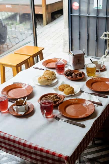 Eat your way through Porto! - Comfort, pacing, and what to wear for the walk