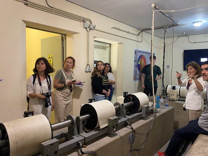 Exclusive visit to the Geophysical Institute of Porto - Who should go (and who should skip)
