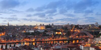 Fado Dinner Show and Night Lights Tour in Porto - The night lights drive: from city avenues to the coast