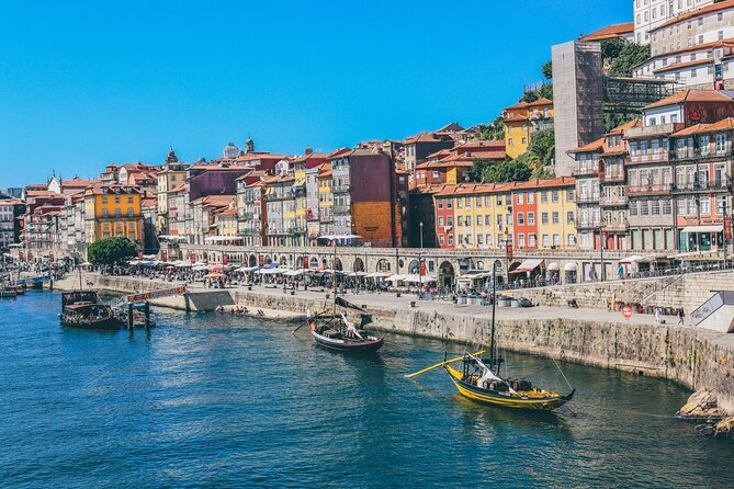 Fado Tour with Guide, Dinner & Live Show in Porto - Should You Book the Porto Fado Tour With Dinner?