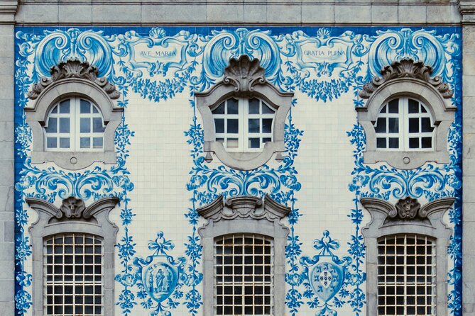 Fado Tour with Guide, Dinner & Live Show in Porto - The City Walk: What the Guide Gives You Before the Music