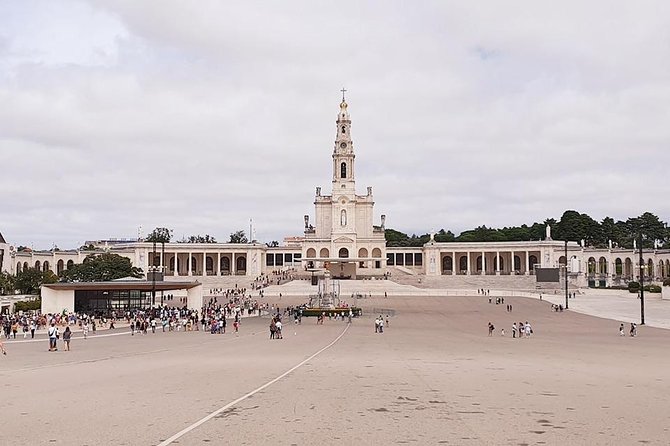 Fátima & Coimbra: Full Day Private Tour from Porto - Morning Pickup and The Drive to Fátima