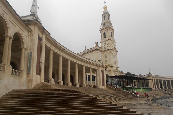 FÁTIMA Private Shrine and Pastorinhos Tour from Porto - Fátima break and lunch timing: a schedule check you should do