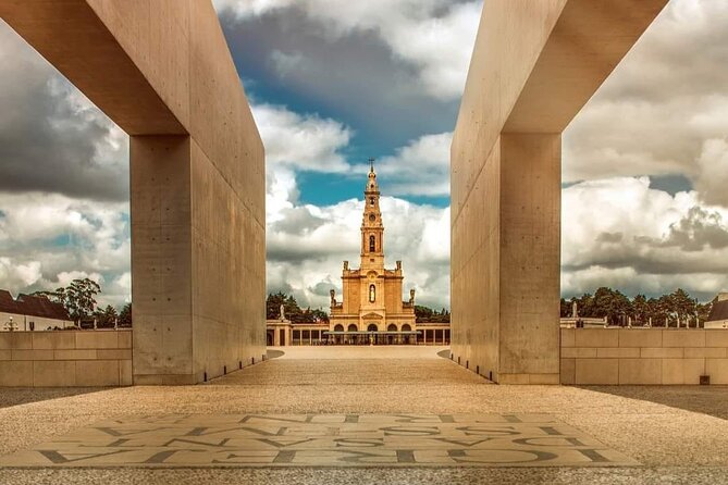 FÁTIMA Private Shrine and Pastorinhos Tour from Porto - Capela das Aparições: the 1919 to 1921 storyline in context