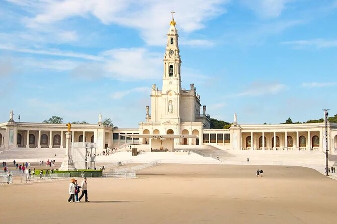 Fatima Sanctuary and Pastorinhos Village Private Tour From Porto - Key Things I’d Mark Before You Go