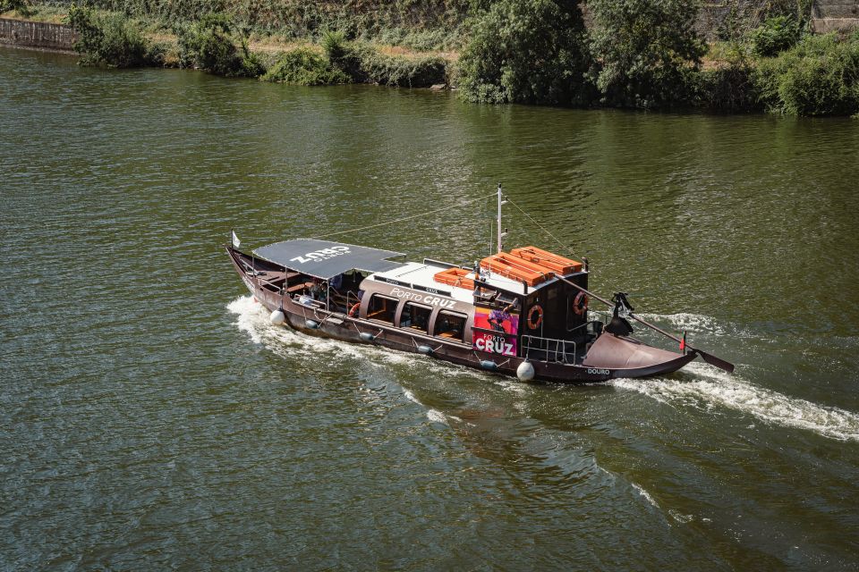 From Pinhão: Douro Valley Rabelo Boat Tour with Audio Guide - The Eiffel Bridge moment: short, iconic, and very photogenic