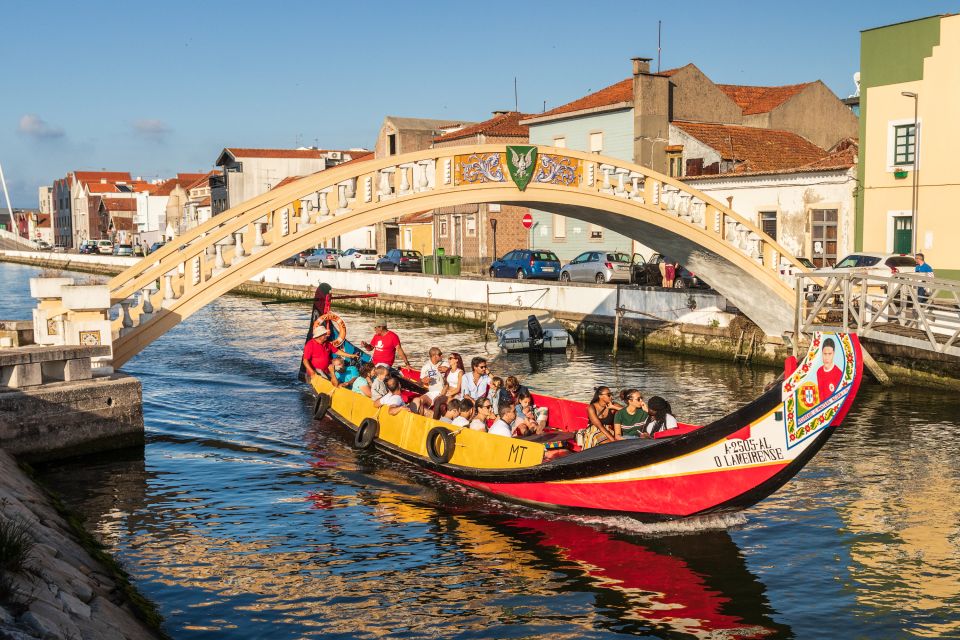 From Porto: Aveiro Private Guided Day Trip - Costa Nova: striped fishermen houses and sea-breeze photos