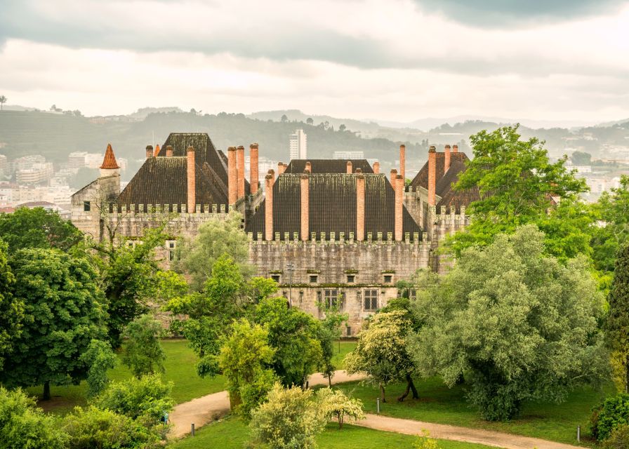 From Porto: Braga & Guimarães Full-Day Tour - Who should book this Porto to Braga and Guimarães tour