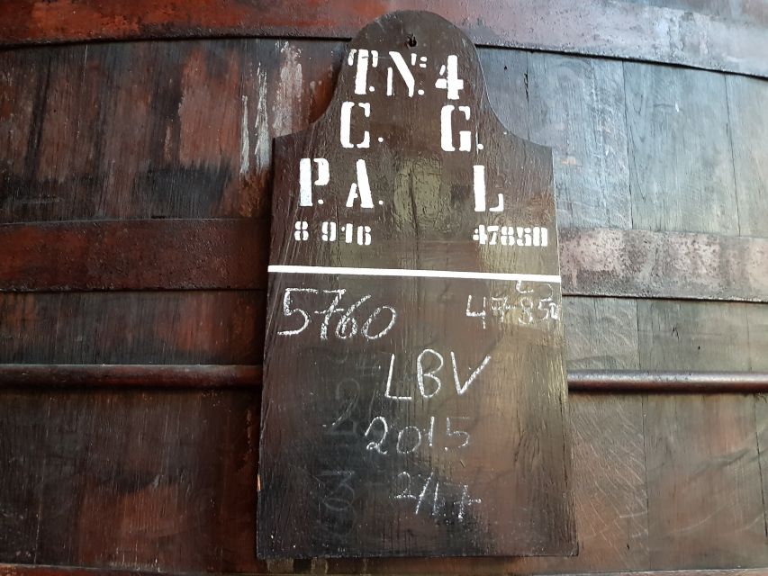 From Porto: Douro Valley 3 Vineyards Tour with Lunch - Lunch at the vineyard: the meal that anchors the whole day