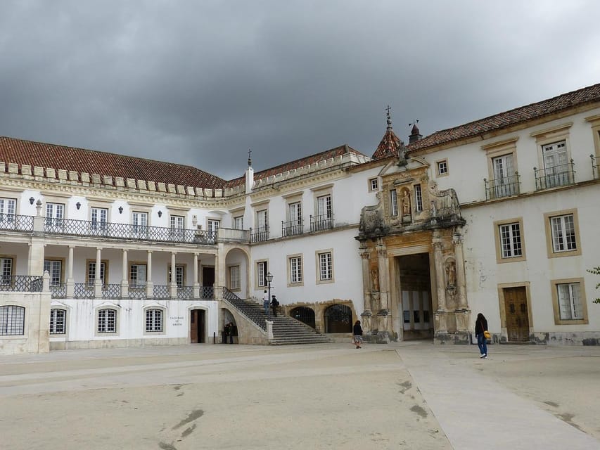 From Porto: Fátima and Coimbra Tour - The Coach Ride Between Fátima and Coimbra (About 105 Minutes)