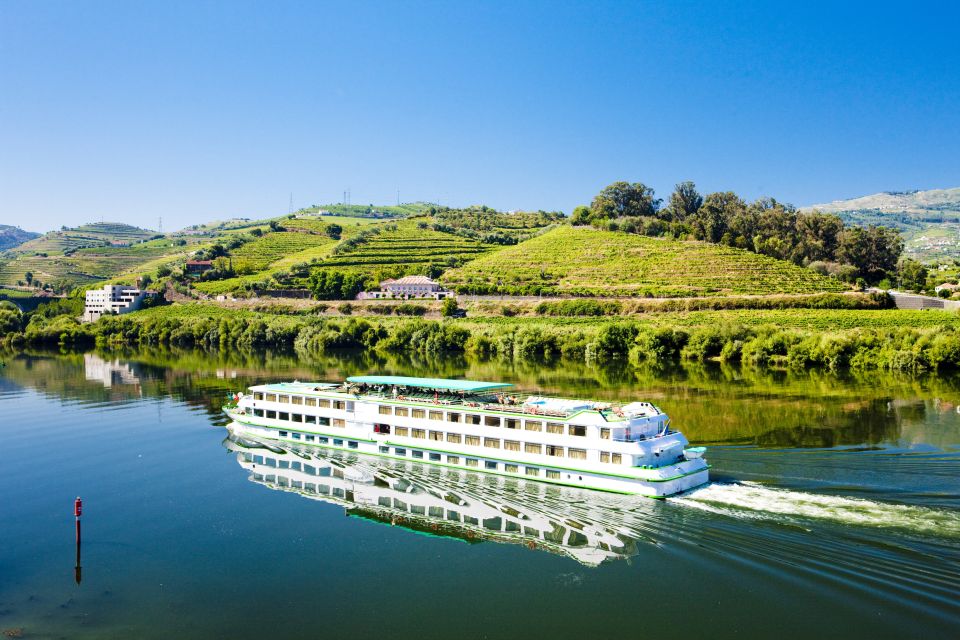 From Porto: Full-Day Douro Historical Tour - Douro Valley Wine Tasting: Why This Stop Is More Than a Sip