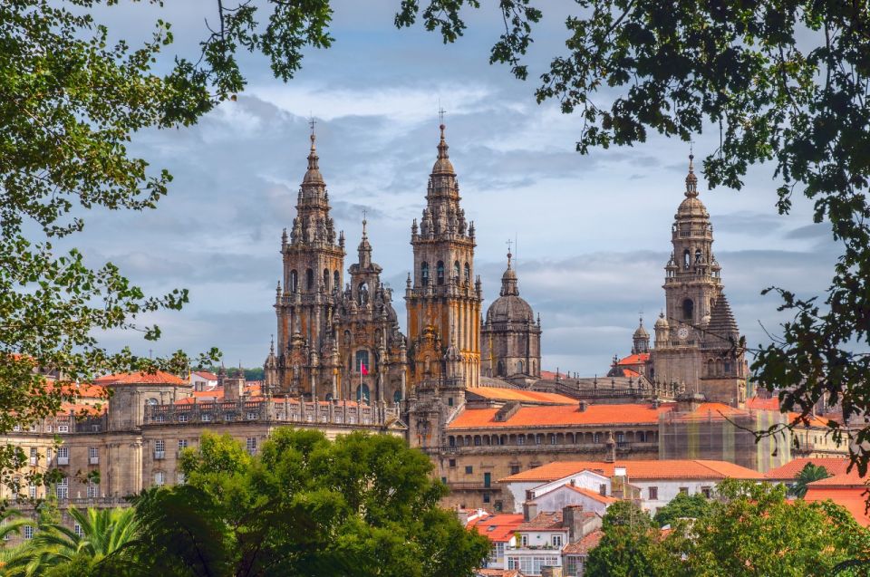 From Porto: Santiago de Compostela Cathedral Private Tour - Who should book this private Porto to Santiago tour (and who might not)