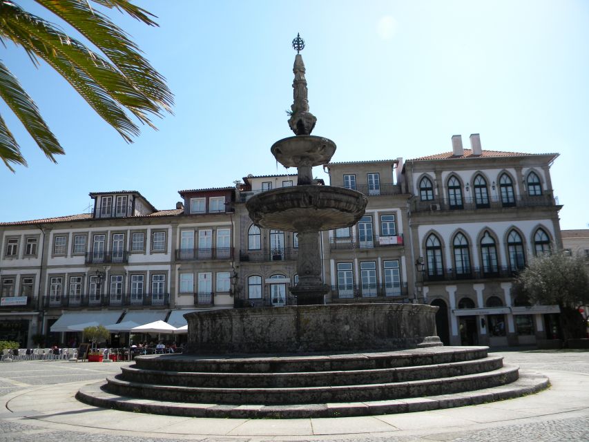 From Porto: Viana Castelo and Ponte Lima Private Tour - Viana do Castelo old town: coffee, guided context, and market time