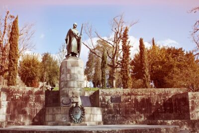 Full-Day Tour to Guimarães and Braga from Porto - Bom Jesus Funicular and Braga’s famous staircase church