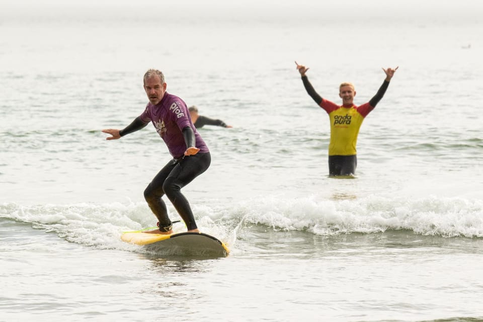 Group Surf Lesson - The 2-Hour Flow: Briefing, Gear-Up, and 1h30 of Surf Time