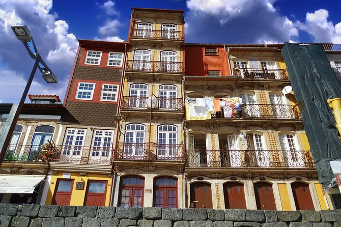 Half-day small group tour of Porto city with wine tasting - Morning vs afternoon: how to pick your best time slot