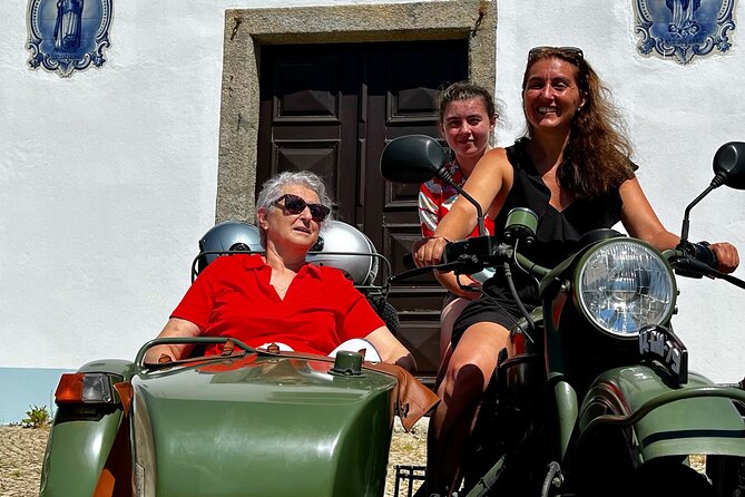 Highlights of Porto on a glamorous sidecar - Half Day - Torre dos Clerigos and the climb to iconic Porto angles